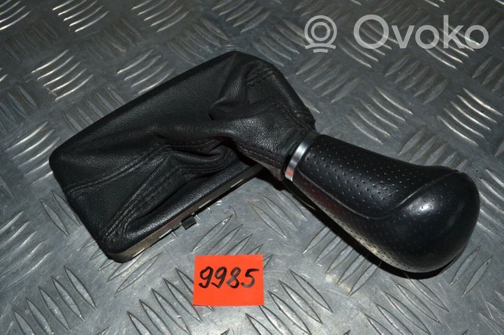 Audi A6 Allroad C6 Revêtement pommeau de levier de vitesses cuir 4F2713139T