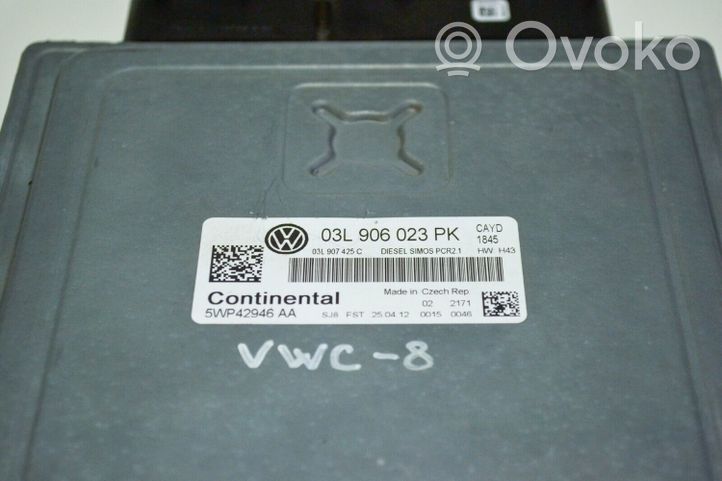 Volkswagen Caddy Centralina/modulo del motore 03L906023PK