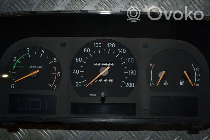 Saab 9000 CS Compteur de vitesse tableau de bord 4084133