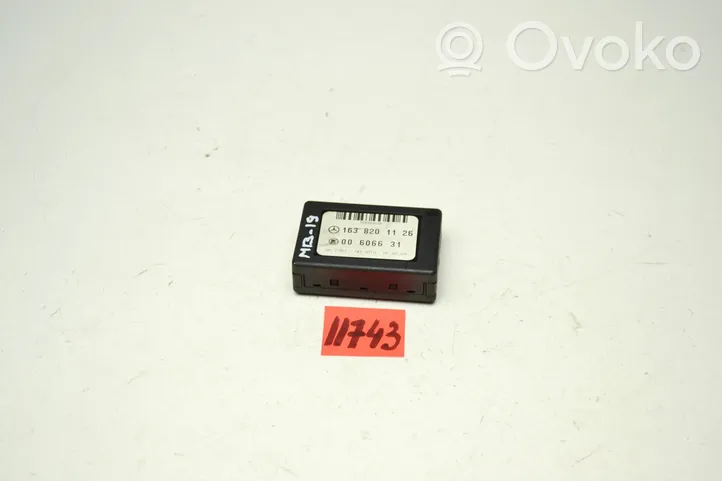 Mercedes-Benz ML W163 Regensensor 1638201126