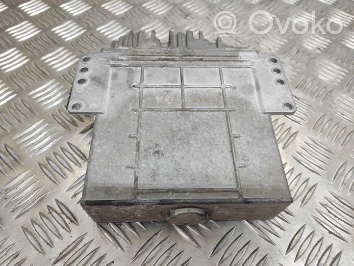 Chrysler Voyager Engine control unit/module 0281001333