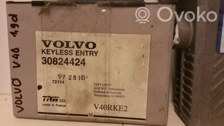 Volvo S40, V40 Moottorinohjausyksikön sarja ja lukkosarja 