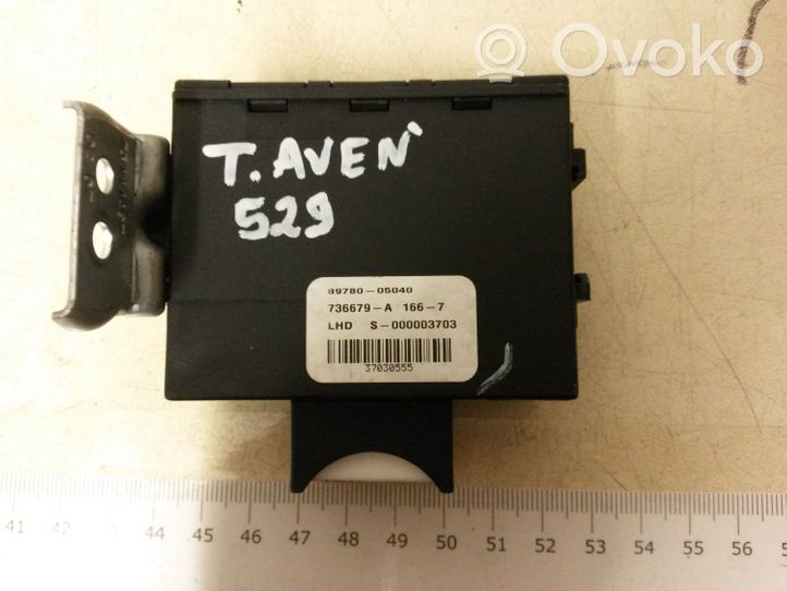 Toyota Avensis T250 Kit centralina motore ECU e serratura 8966105C71