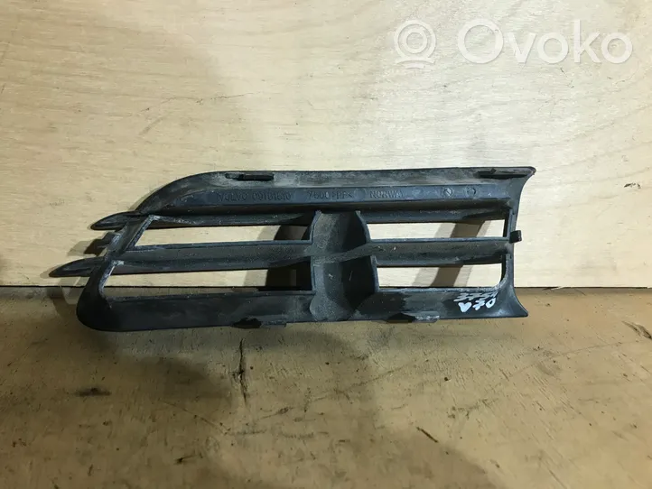 Volvo S70  V70  V70 XC Mascherina inferiore del paraurti anteriore 09151510