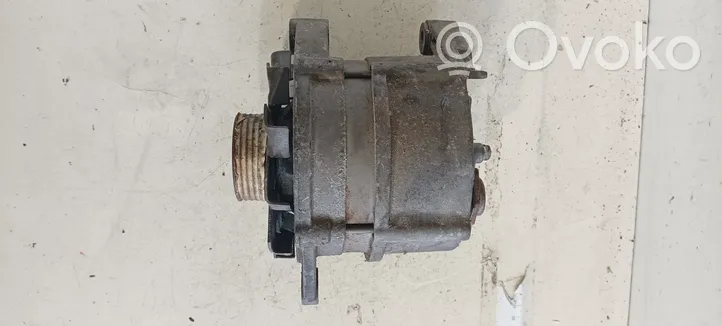 Peugeot 405 Generatore/alternatore 