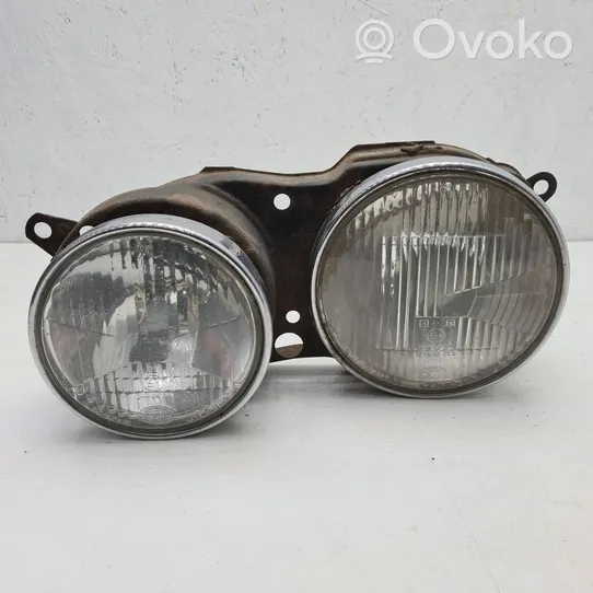 BMW 5 E28 Faro delantero/faro principal 24455R7