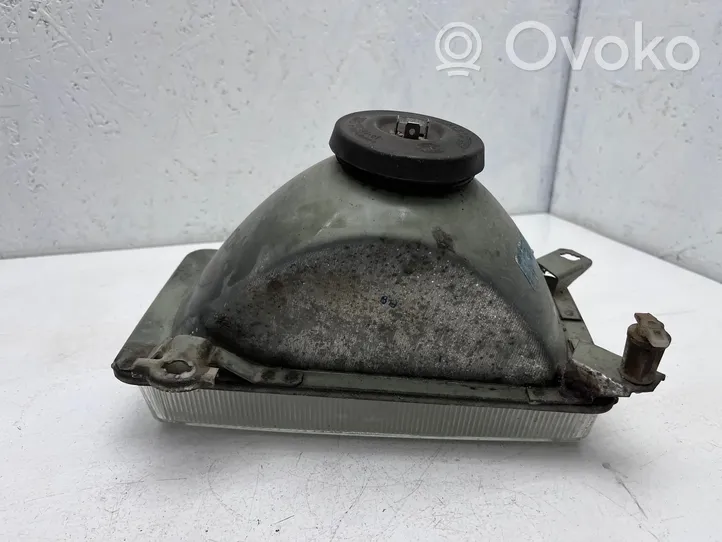 Audi 80 90 B2 Lampa przednia 1EG00458001