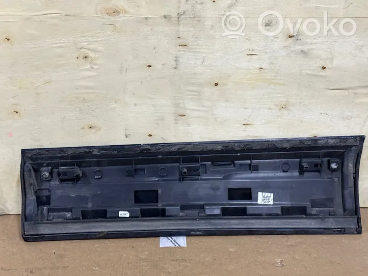 Audi Q3 8U Moulure de porte arrière 8U0853970