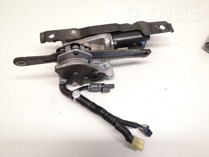 Honda Accord Tavaratilan luukun hydrauliikkasarja 0890010