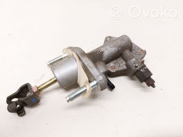 Honda CR-V Clutch master cylinder 