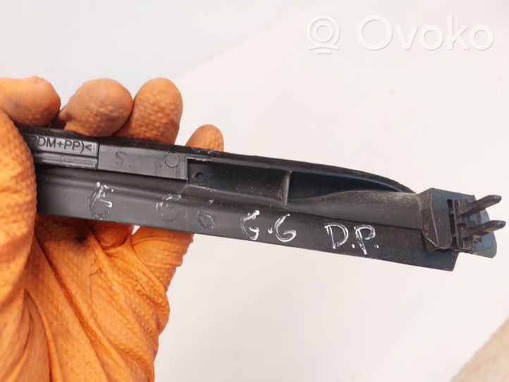 Volkswagen Golf VI Windshield trim 5K0854320