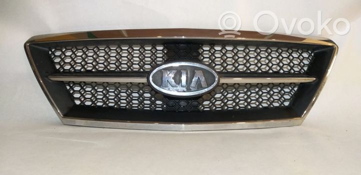 KIA Sorento Front bumper upper radiator grill 863503E010