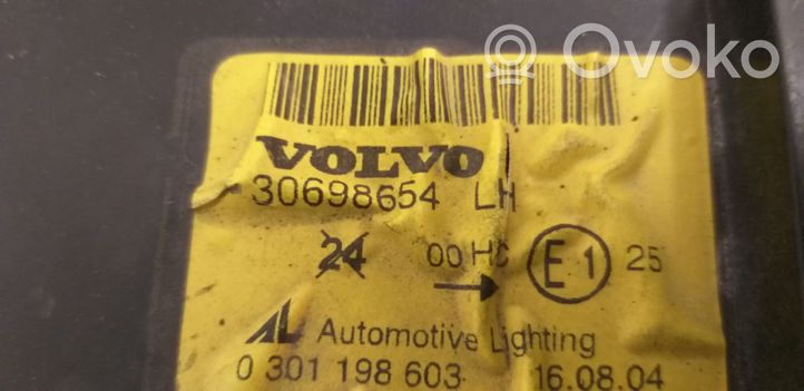 Volvo V50 Phare frontale 30698879