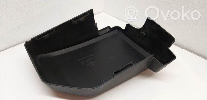 Volvo V70 Support boîte de batterie 30680265