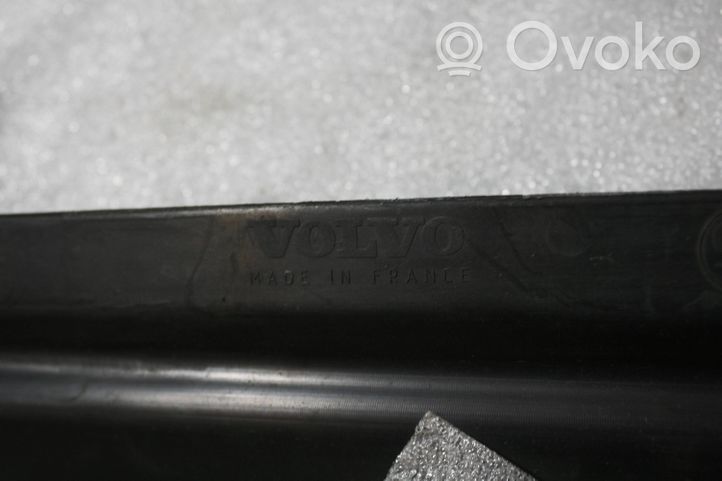 Volvo V50 Intercooler air guide/duct channel 3984