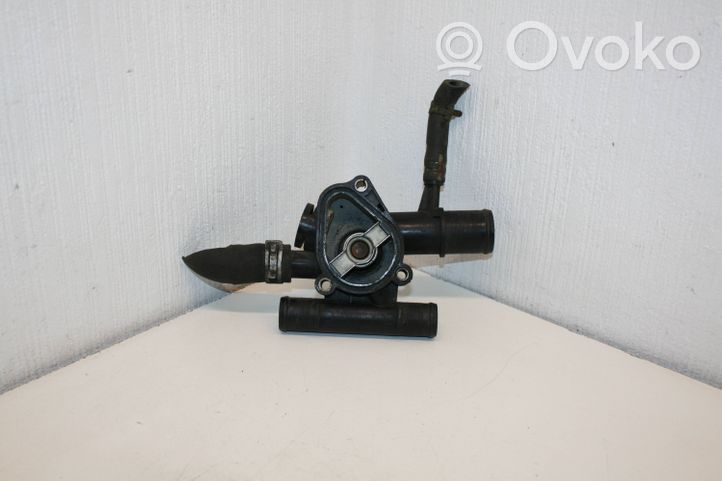 Opel Vivaro Termostats / termostata korpuss 8200074349C