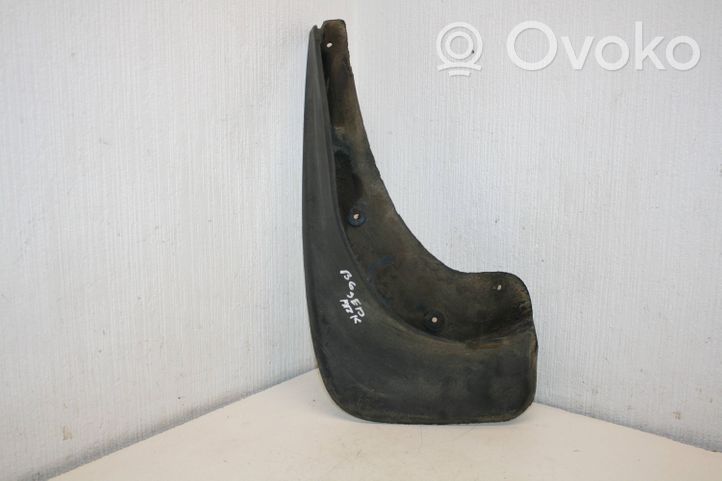 Volkswagen PASSAT B6 Rear mudguard 3C0075101