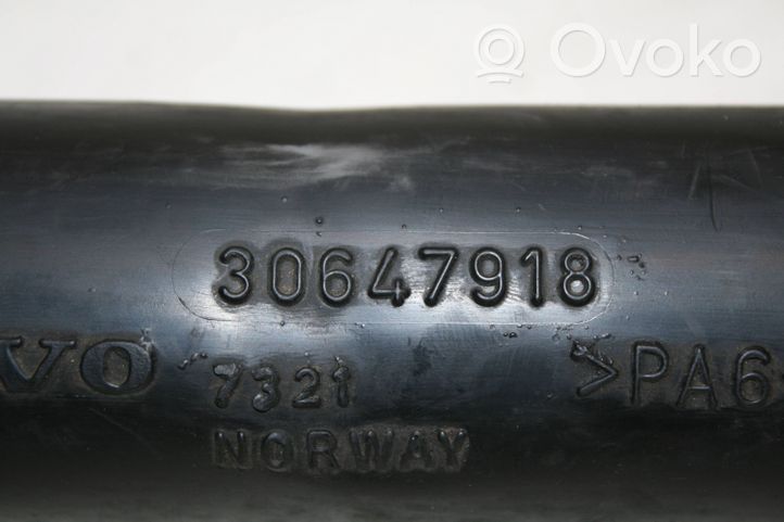 Volvo S80 Interkūlera šļūtene (-es) / caurule (-es) 30647918