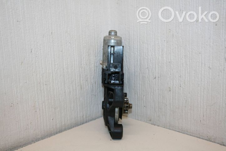 Volvo V70 Moteur de lève-vitre de porte arrière 1174081B