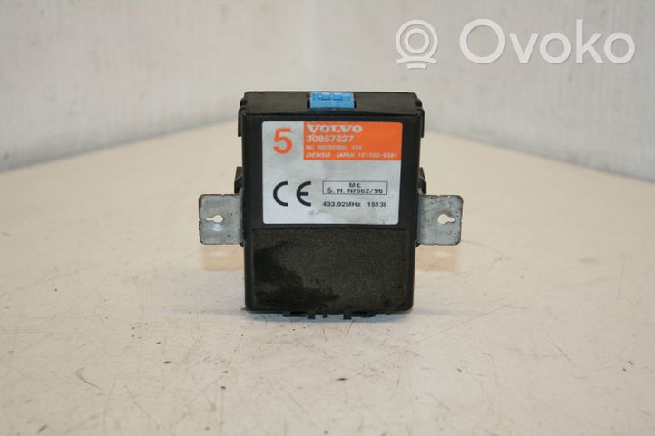 Volvo S80 Alarm control unit/module 30857627