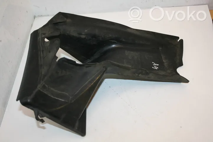 Audi A4 S4 B6 8E 8H Déflecteur d'air de radiateur de refroidissement 8E0117335C