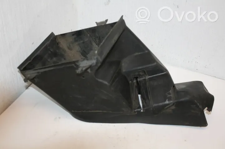 Audi A3 S3 8P Déflecteur d'air de radiateur de refroidissement 8L0117339A