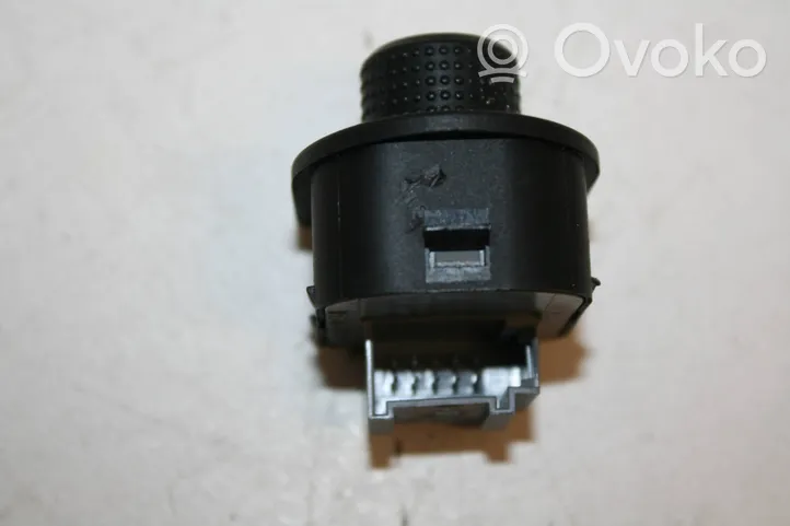 Volkswagen Bora Wing mirror switch 1J1959565D