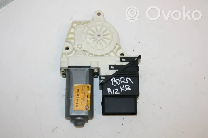 Volkswagen Bora Moteur de lève-vitre de porte avant 1C0959811A