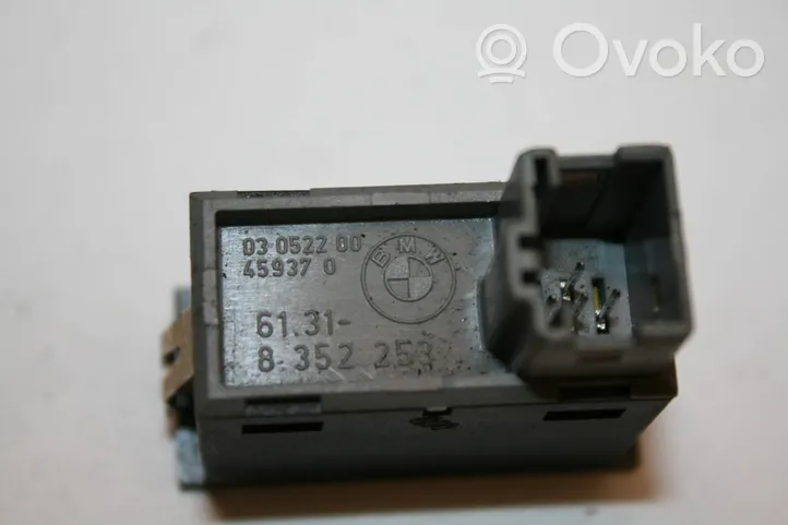 BMW 7 E38 Parking (PDC) sensor switch 8352253