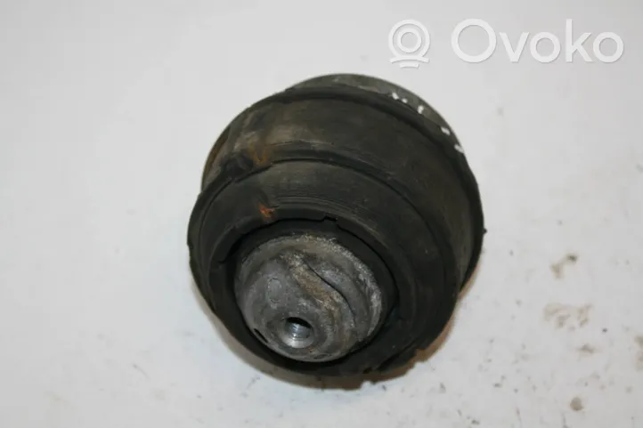 Volvo V70 Supporto di montaggio del motore 30680751