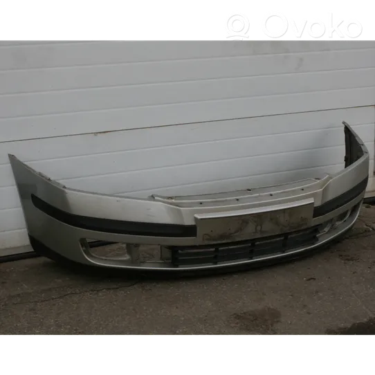 Skoda Octavia Mk2 (1Z) Front bumper 1Z0807221