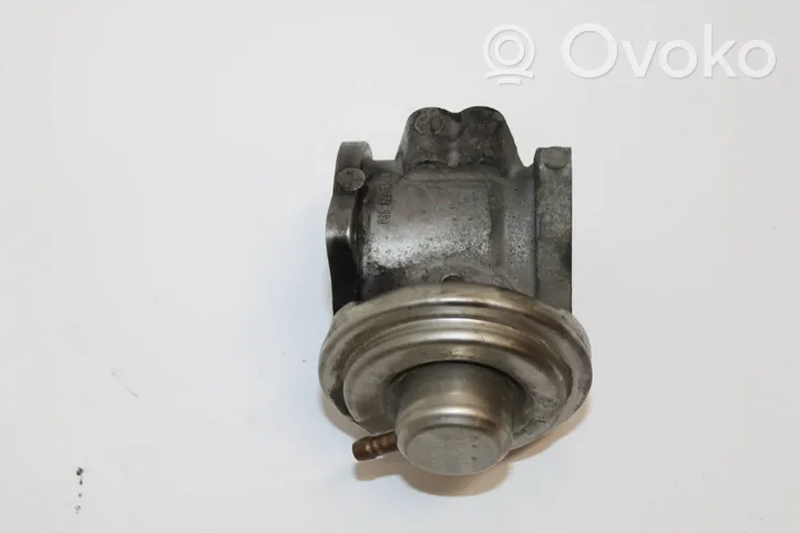 Skoda Octavia Mk2 (1Z) EGR valve 038129637D