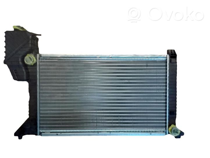 Mercedes-Benz Sprinter W901 W902 W903 W904 Radiateur de refroidissement 506208A2