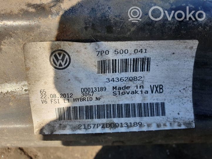 Volkswagen Touareg II Poutre d'essieu arrière 7P0500041