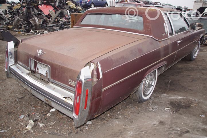 Cadillac DeVille Pokrywa przednia / Maska silnika 1983