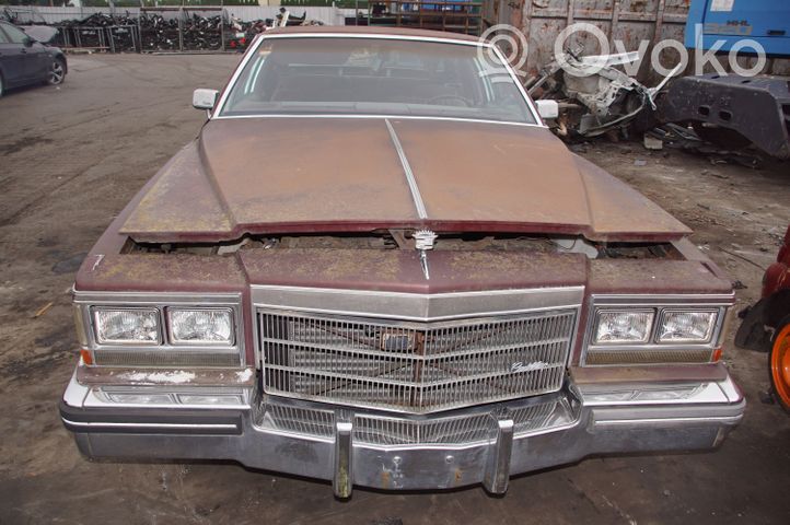 Cadillac DeVille Pare-choc avant 1983 COUPE