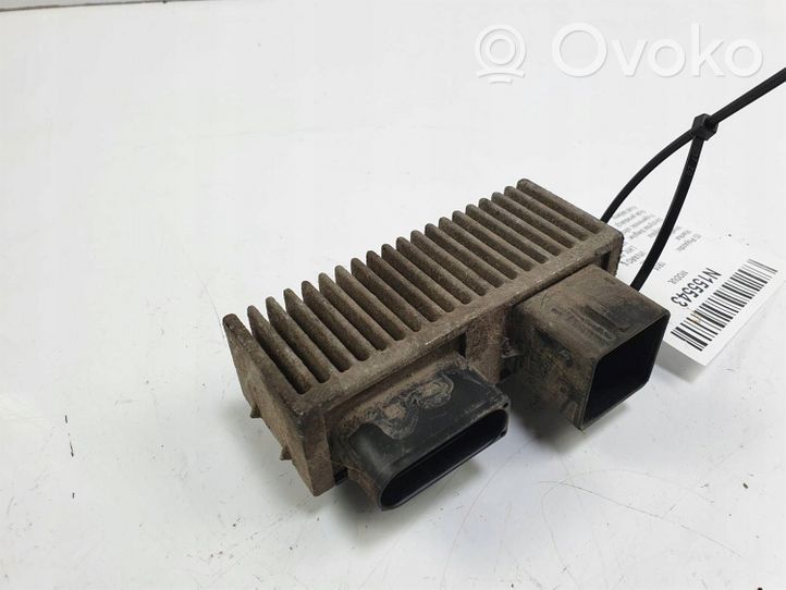 Opel Vivaro Ignition amplifier control unit 8200558438