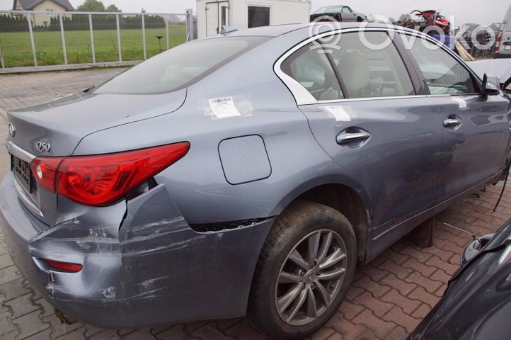 Infiniti Q50 Carrosserie quartier arrière RBP 2014