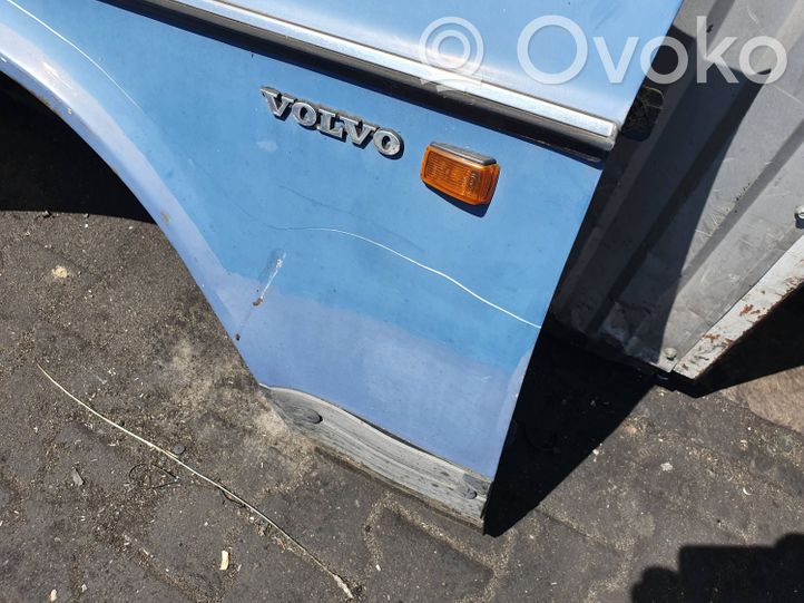 Volvo sales 240 fender