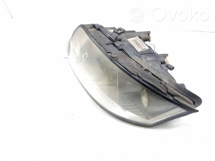 Audi A2 Phare frontale 8Z0941003