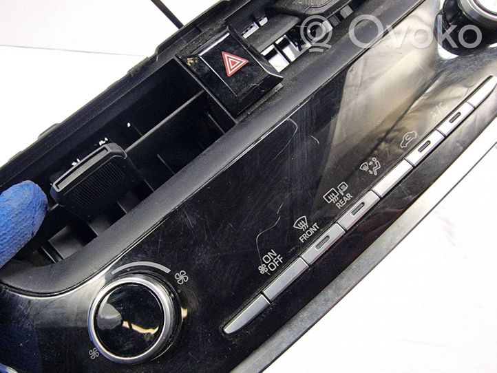 Toyota Corolla E210 E21 Console centrale, commande chauffage/clim 55900-02D90