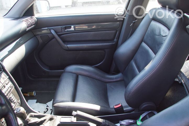 Opel Astra G Etumatkustajan istuin RECARO