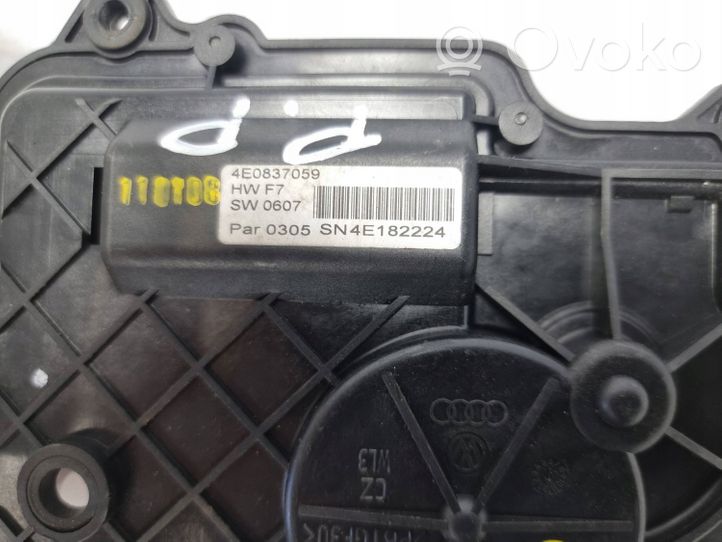 Audi A8 S8 D3 4E Actionneur de loquet de verrouillage de porte à fermeture en douceur porte avant 4E0837059