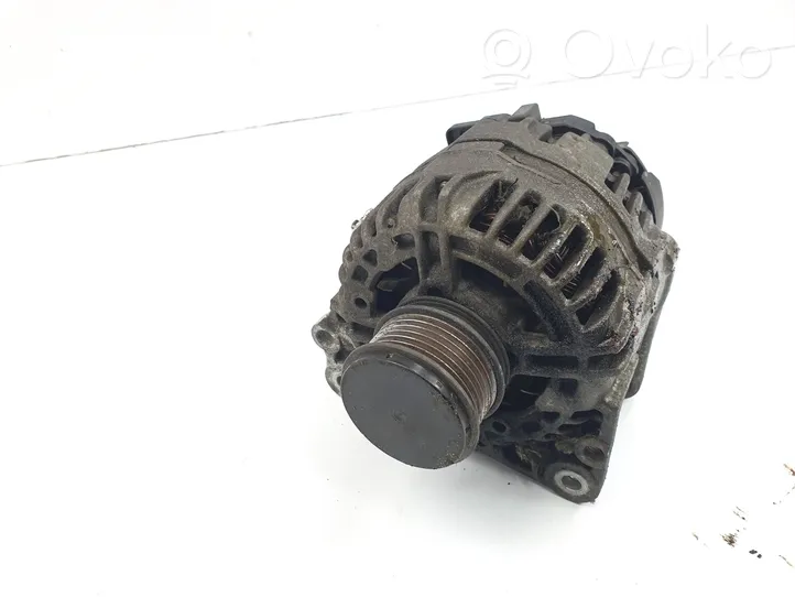 Volkswagen Fox Generatore/alternatore 045903023