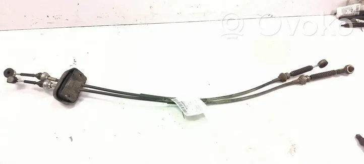 Opel Vivaro Gear shift cable linkage 