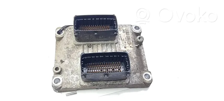 Opel Corsa C Komputer / Sterownik ECU i komplet kluczy 26SA8096