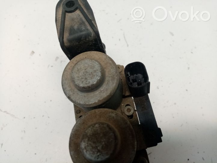 BMW X5 E53 Zawór sterujący płynu chłodzącego 64116906652