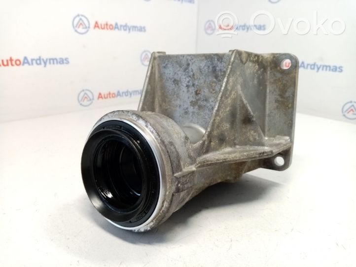 BMW 3 F30 F35 F31 Priekinio reduktoriaus kronšteinas 31507601996