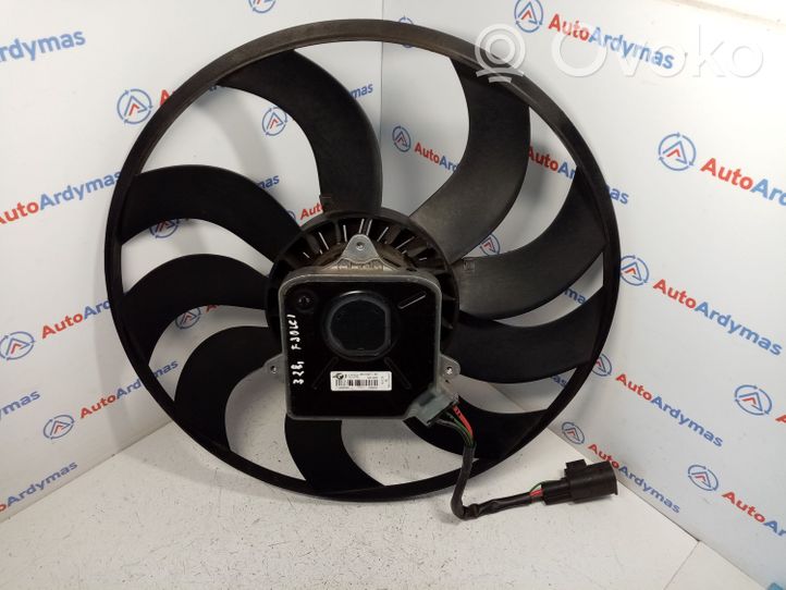 BMW 3 F30 F35 F31 Hélice moteur ventilateur 8641947