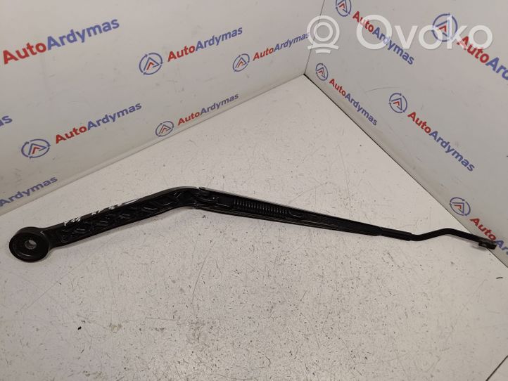 BMW X5 F15 Front wiper blade arm 7304069